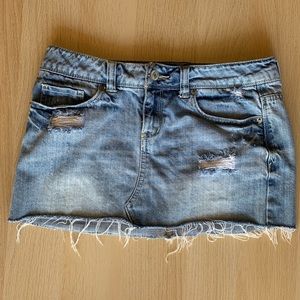 Aeropostale distressed jean skirt